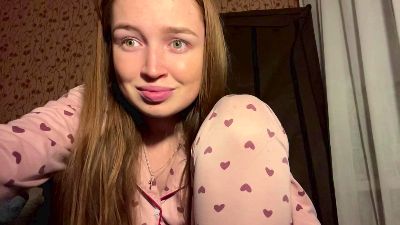 DixieOrofino live cam on Cam4