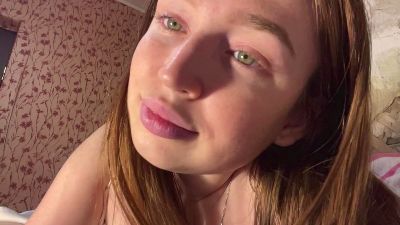 DixieOrofino live cam on Cam4