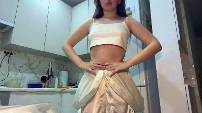 DixieOrofino live cam on Cam4