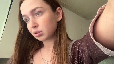 DixieOrofino live cam on Cam4