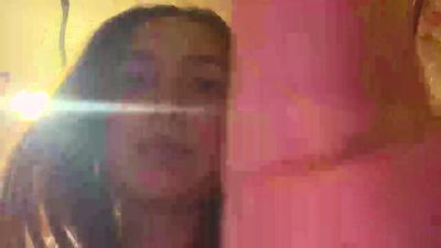 DixieOrofino live cam on Cam4