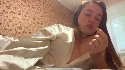 DixieOrofino live cam on Cam4