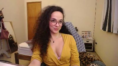 DizzyMissLizzyL live cam on Cam4