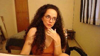 DizzyMissLizzyL live cam on Cam4