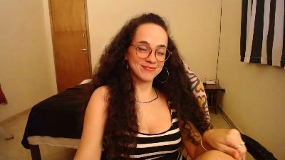 DizzyMissLizzyL live cam on Cam4