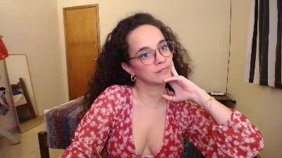DizzyMissLizzyL live cam on Cam4