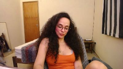 DizzyMissLizzyL live cam on Cam4