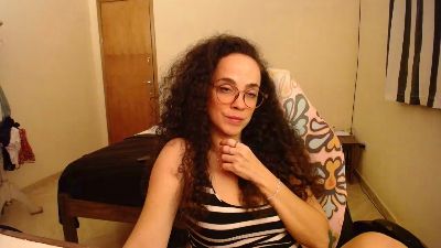 DizzyMissLizzyL live cam on Cam4