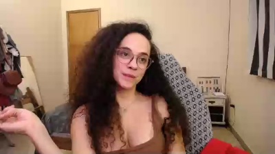 DizzyMissLizzyL live cam on Cam4