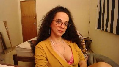 DizzyMissLizzyL live cam on Cam4