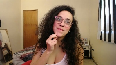 DizzyMissLizzyL live cam on Cam4