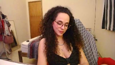 DizzyMissLizzyL live cam on Cam4