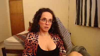DizzyMissLizzyL live cam on Cam4