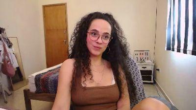DizzyMissLizzyL live cam on Cam4