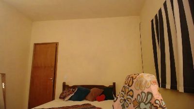 DizzyMissLizzyL live cam on Cam4