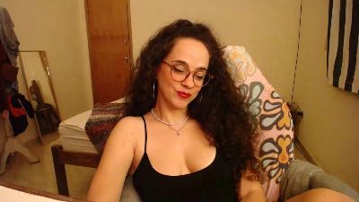 DizzyMissLizzyL live cam on Cam4