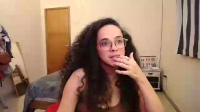 DizzyMissLizzyL live cam on Cam4
