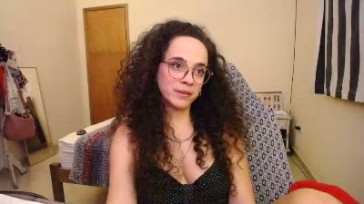 DizzyMissLizzyL live cam on Cam4
