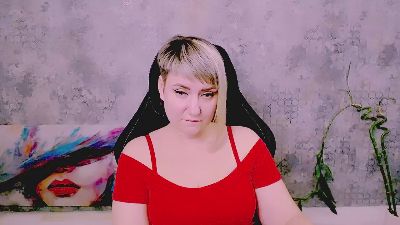 Djullia live cam on Cam4