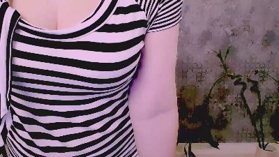 Djullia live cam on Cam4