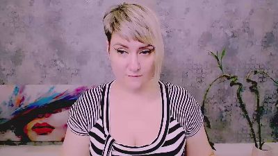 Djullia live cam on Cam4