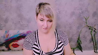 Djullia live cam on Cam4