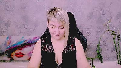 Djullia live cam on Cam4