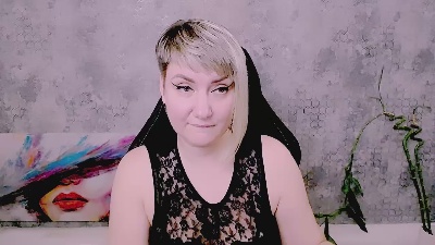 Djullia live cam on Cam4