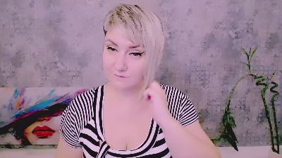 Djullia live cam on Cam4