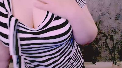 Djullia live cam on Cam4