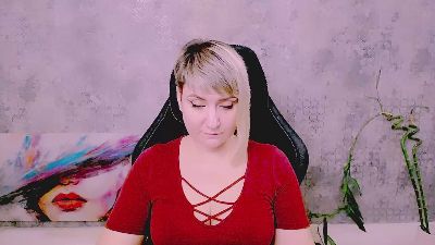 Djullia live cam on Cam4