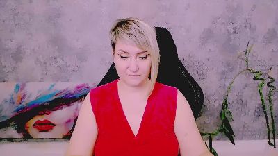 Djullia live cam on Cam4