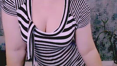 Djullia live cam on Cam4