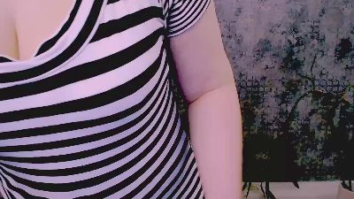 Djullia live cam on Cam4