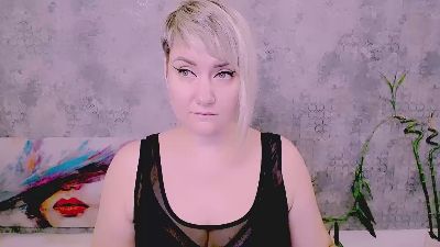 Djullia live cam on Cam4