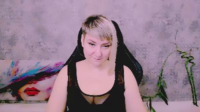 Djullia live cam on Cam4