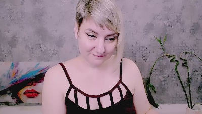 Djullia live cam on Cam4