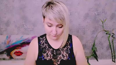 Djullia live cam on Cam4