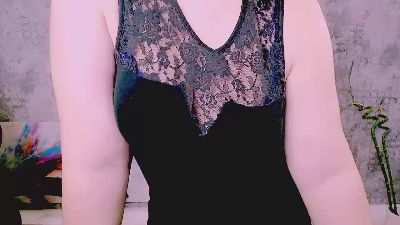 Djullia live cam on Cam4