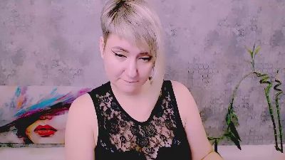 Djullia live cam on Cam4
