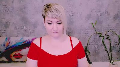 Djullia live cam on Cam4