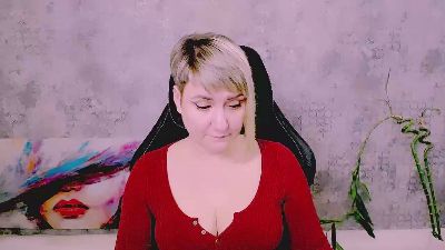 Djullia live cam on Cam4
