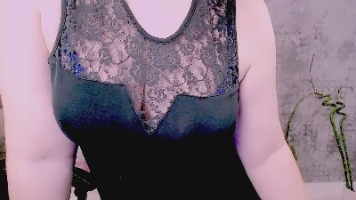 Djullia live cam on Cam4