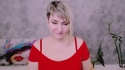 Djullia live cam on Cam4