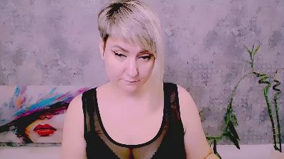 Djullia live cam on Cam4