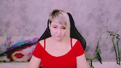 Djullia live cam on Cam4