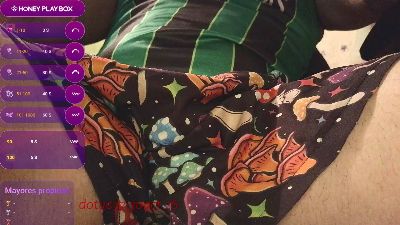 DoTao77 live cam on Cam4