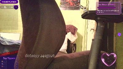 DoTao77 live cam on Cam4