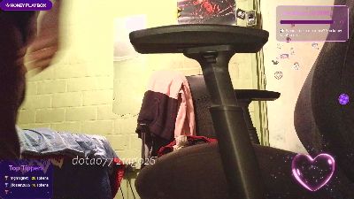 DoTao77 live cam on Cam4