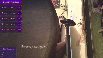 DoTao77 live cam on Cam4